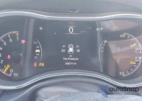 2017 Jeep Grand Cherokee Altitude 4X4 z USA, uszkodzony, nr VIN 1C4RJFAG0HC922104